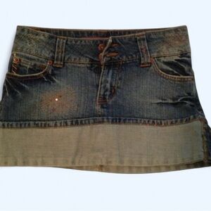Vintage Y2K Distressed mini jean skirt with Bronx threading! Excellent Size 0